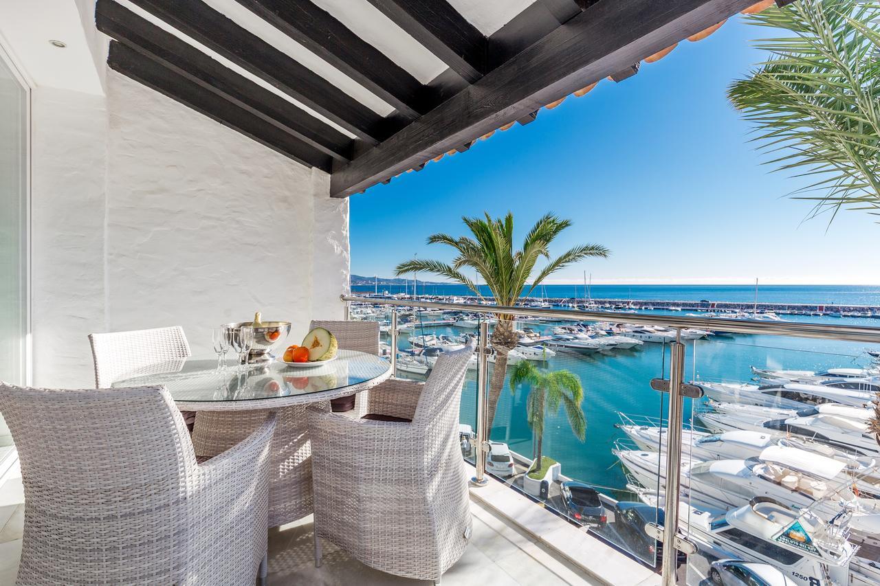 Front Line Penthouse Puerto Banus With Sea Views Lejlighed Marbella Eksteriør billede